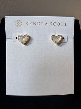 Kendra Scott Gold Heart Stud Earrings with White Center